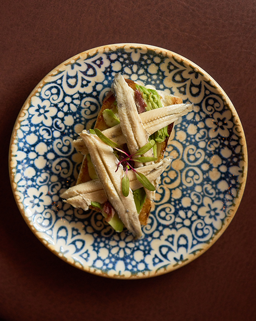 Bardo: donde la amistad se sirve a la mesa