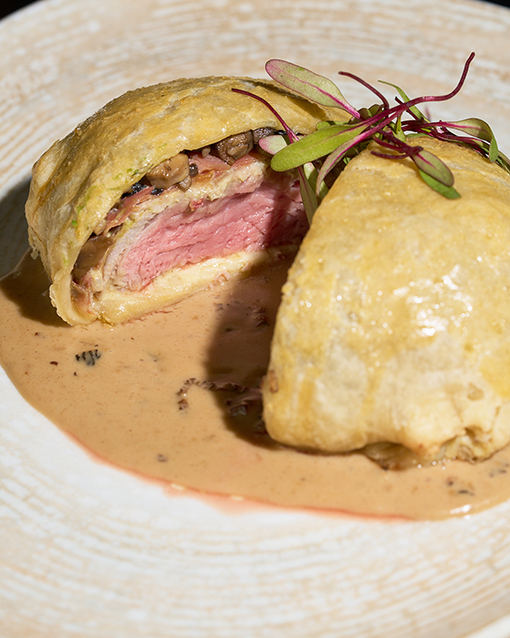 Bardo: donde la amistad se sirve a la mesa