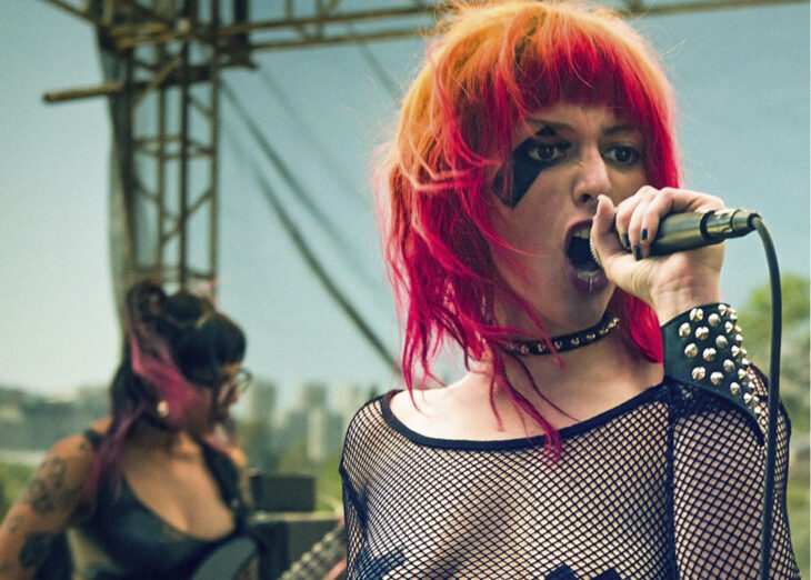 Proyección: Violentas Mariposas